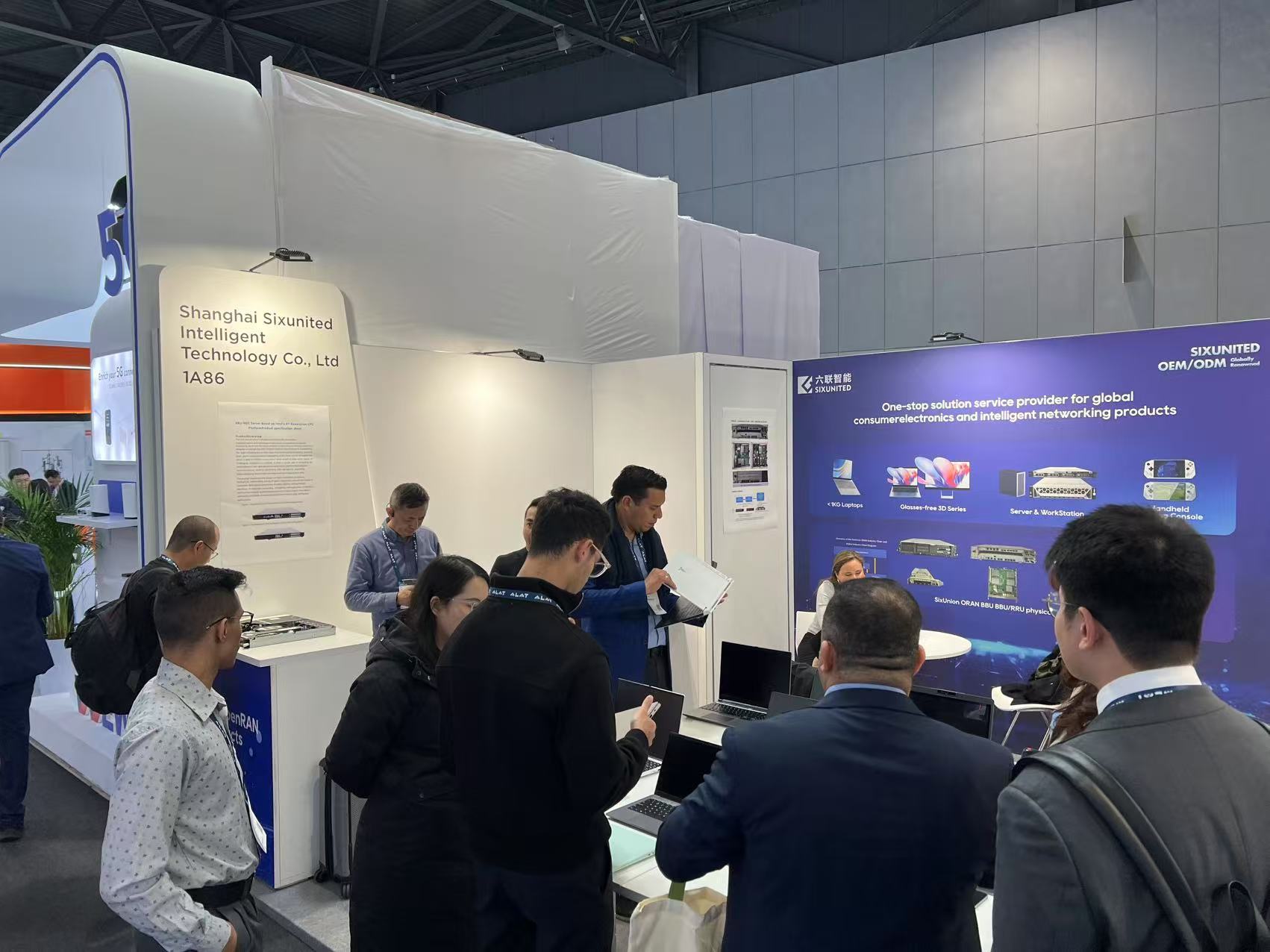 六聯智能亮相MWC 2025:以(yǐ)科技創新推動個(gè)人(rén)企業生産力躍升! 六聯智能亮相MWC 2025:以(yǐ)科技創新推動個(gè)人(rén)企業生産力躍升!