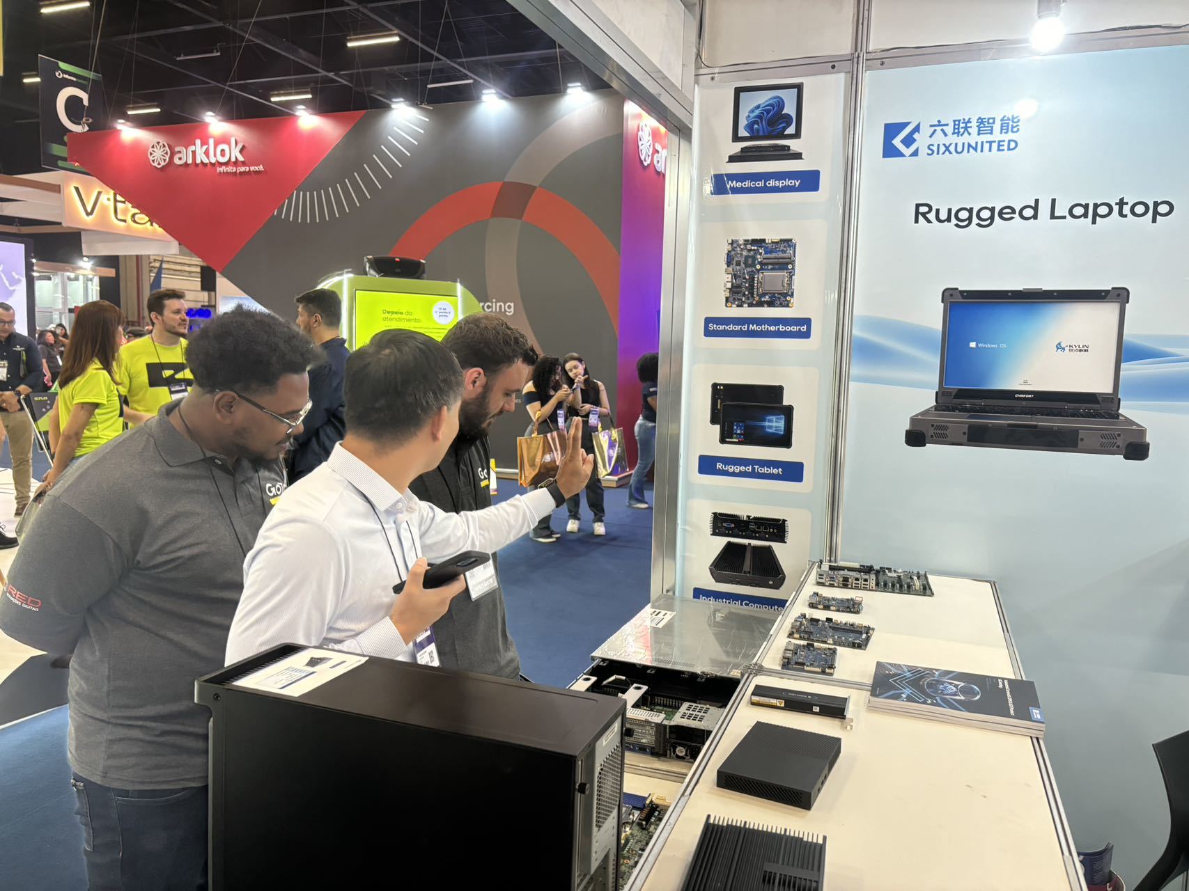 六聯智能亮相巴西聖保羅通信通訊展Futurecom 2024，引領物聯網與智能制造新時(shí)代！